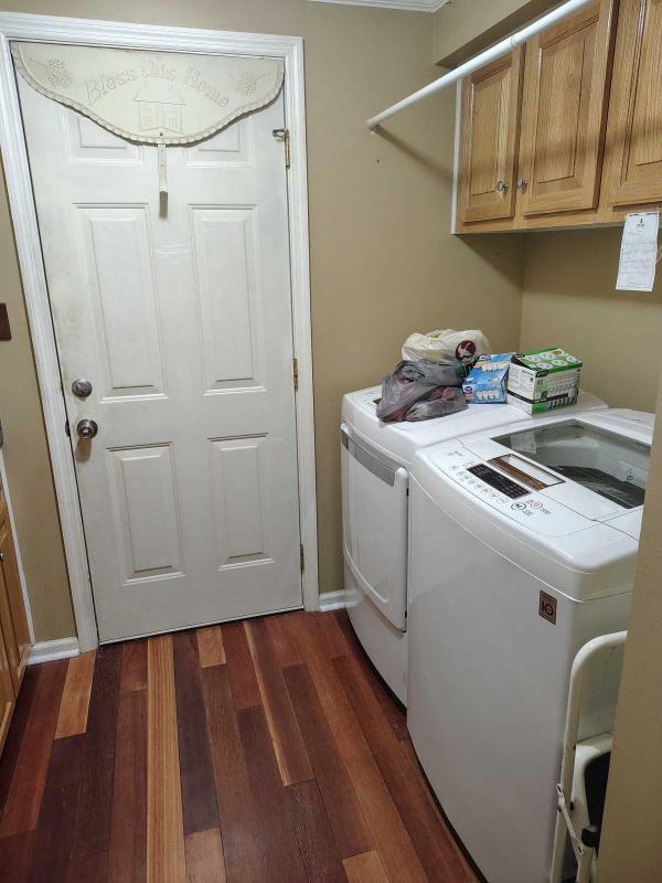 2002 Virginia Ponderosa Mobile Home