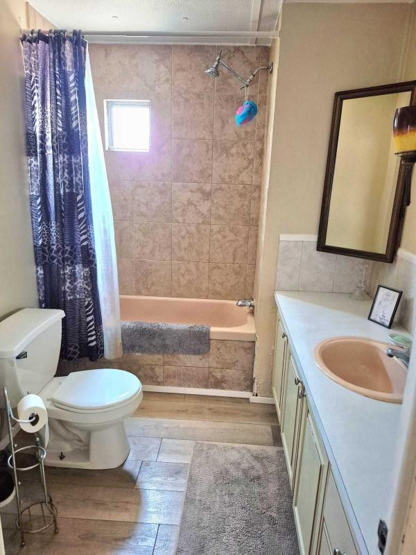 NEWM Mobile Home