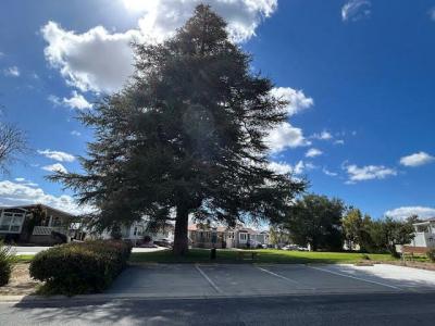 Photo 2 of 45 of home located at 15455 Glenoaks Blvd. #450 Sylmar, CA 91342