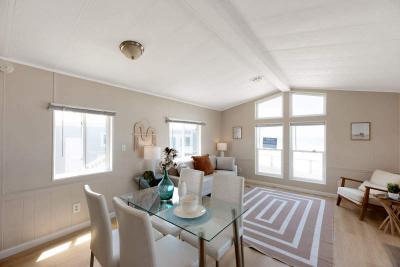 Photo 4 of 8 of home located at 416 4th Avenue Pacifica, CA 94044