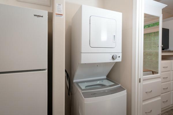 2019 Skyline 5207-D Mobile Home