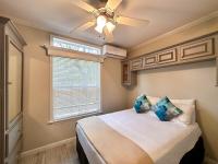 2019 Skyline 5207-D Mobile Home