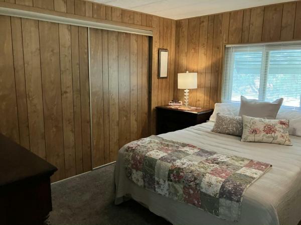 1980 Sunburst Cavco Manufactured Home