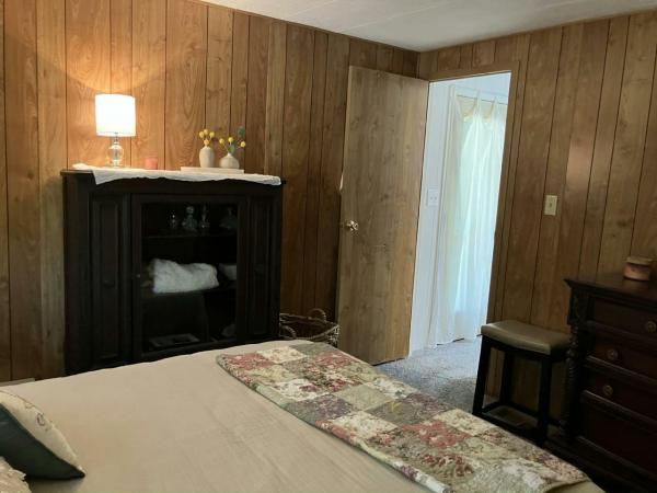 1980 Sunburst Cavco Manufactured Home