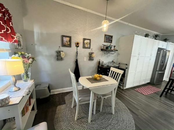 1990 Com Manufactured Home