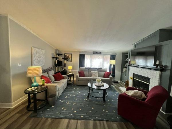 1990 Com Manufactured Home