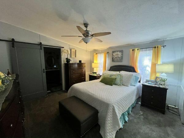 1990 Com Manufactured Home