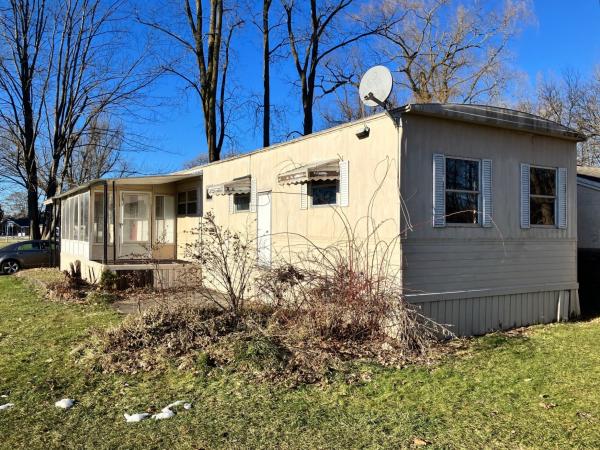 Photo 1 of 1 of home located at 607 Poe Lane South Lyon, MI 48178