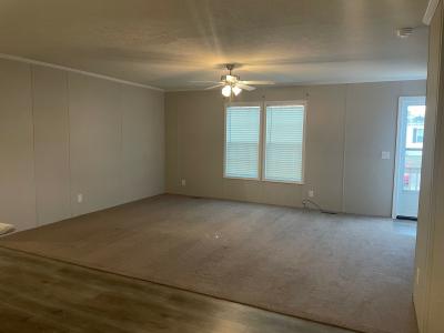 Mobile Home at 937 Kathy Circle Flint, MI 48506