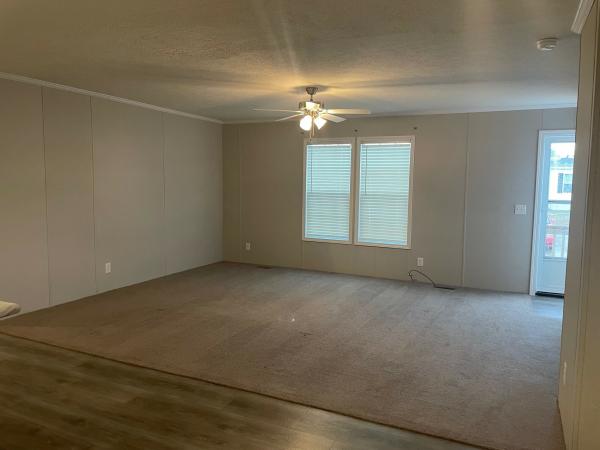 Photo 1 of 2 of home located at 937 Kathy Circle Flint, MI 48506