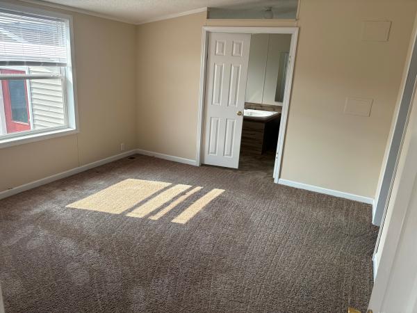 2001 Lincoln Park Mobile Home