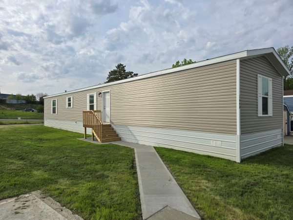 2025 Champion - Topeka Mobile Home