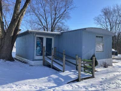 Photo 2 of 4 of home located at 920 Anchorage Rd. #118 Warsaw, IN 46580