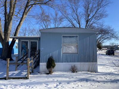 Photo 3 of 4 of home located at 920 Anchorage Rd. #118 Warsaw, IN 46580