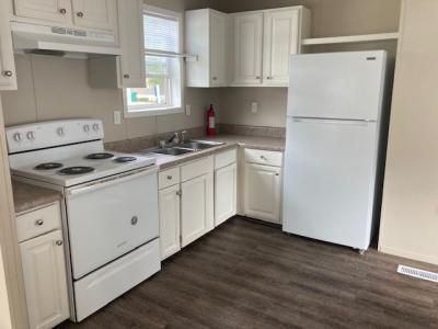 Photo 2 of 15 of home located at 26 Country Elms Est. Galesburg, IL 61401
