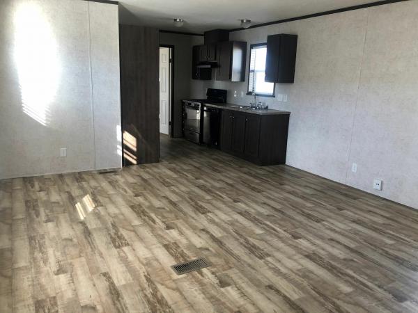 2017 Champion Redman Foundation Mobile Home