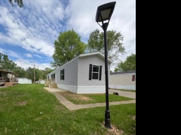 Photo 1 of 2 of home located at 1625 B St. Lot 44 Anderson, IN 46016