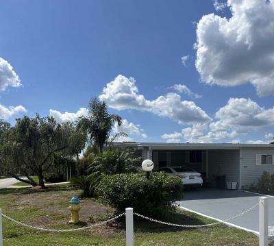 Photo 3 of 23 of home located at 4644 Arlington Park Dr. Lot #158 Lakeland, FL 33801