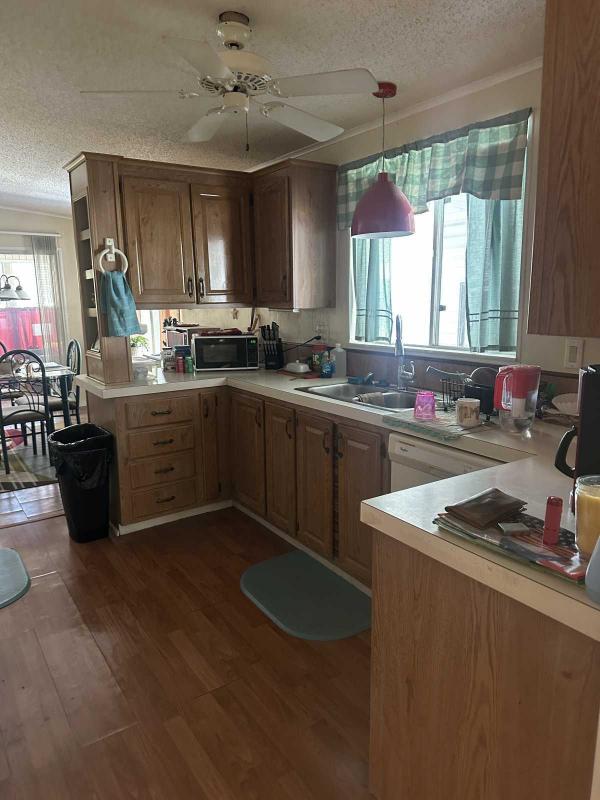 1990 PH Manufactured Home