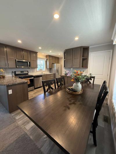 Mobile Home at 239 Kingsway Dr North Mankato, MN 56003