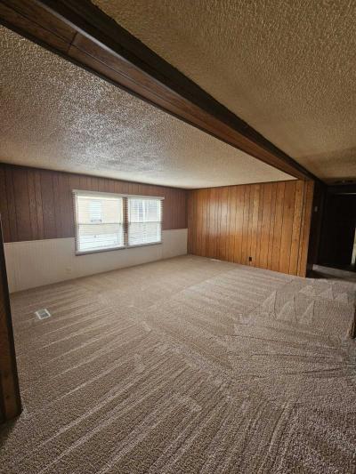Photo 5 of 12 of home located at 340 S. Reynolds Rd. Lot 178 Toledo, OH 43615