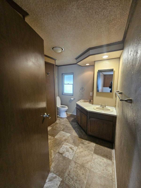 1976 Croydon Manufactured Home