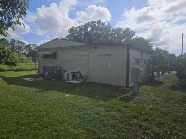 1982 Manufactured Home