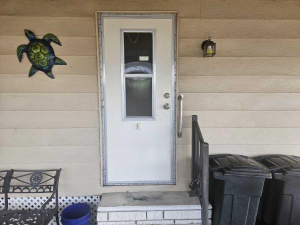 1982 Manufactured Home