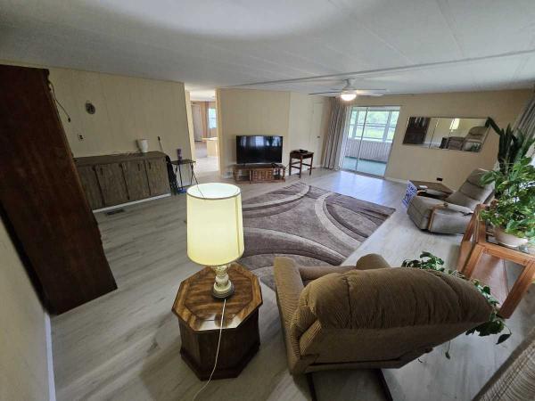 1982 Manufactured Home