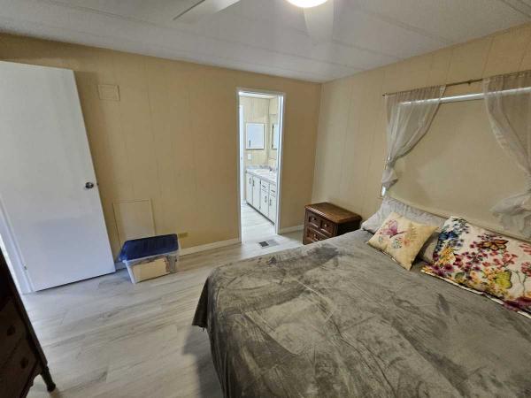 1982 Manufactured Home