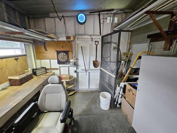 1982 Manufactured Home