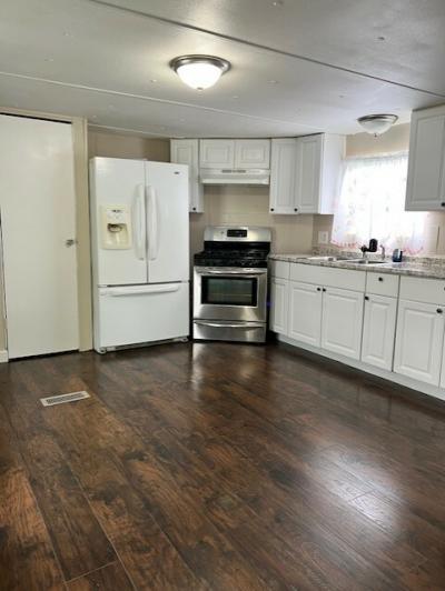 Photo 3 of 7 of home located at 382 Barker Dr Hamilton, OH 45011