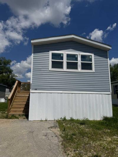 Photo 4 of 19 of home located at 8802 NE 106th Terr #133 Kansas City, MO 64157