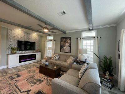 Photo 5 of 22 of home located at 13218 Lemon Avenue Grand Island, FL 32735