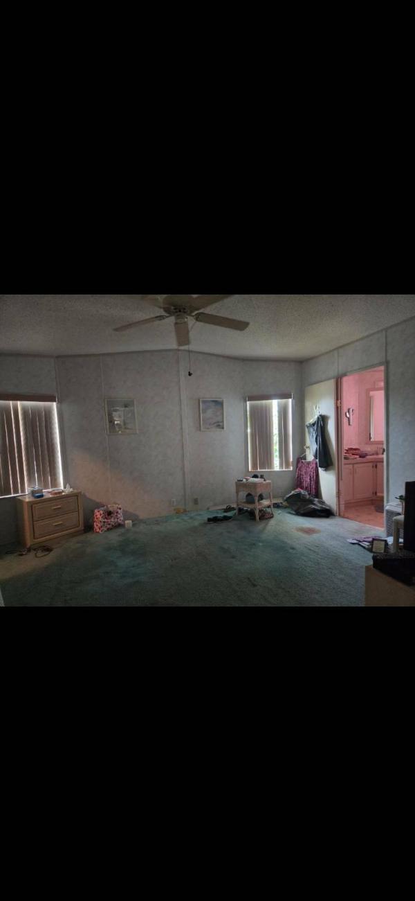 1993 Palm Manufactured Home