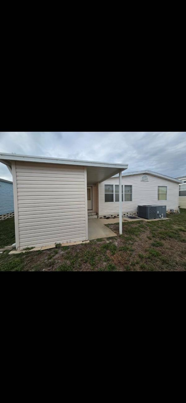 1993 Palm Manufactured Home