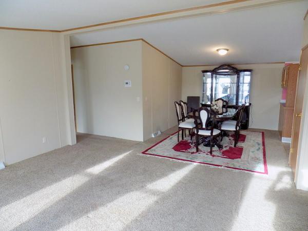 1998 Fleetwood Manufactured Home