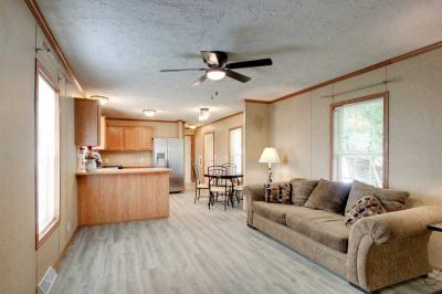 Mobile Home at 1524 Dewees Quincy, IL 62305