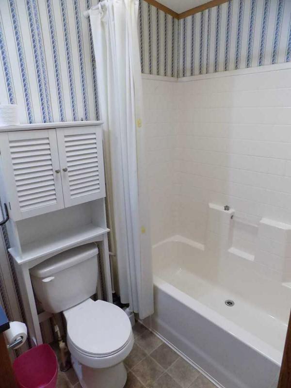 1998 Fleetwood Manufactured Home