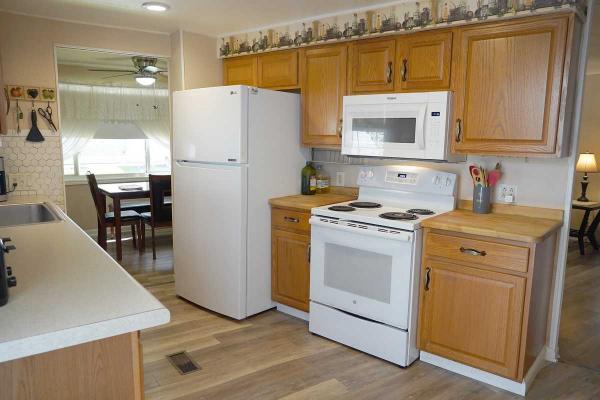 1975 Manufactured Home