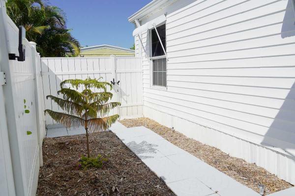 1975 Manufactured Home