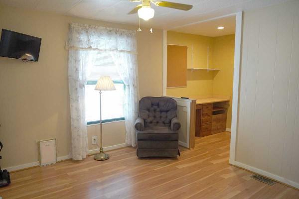 1975 Manufactured Home