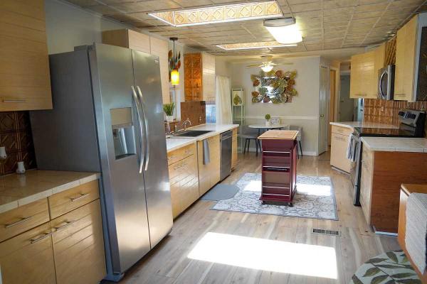 1976 Manufactured Home