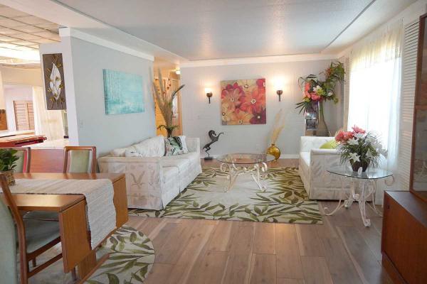 1976 Manufactured Home
