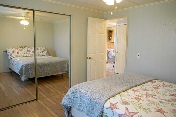 1976 Manufactured Home