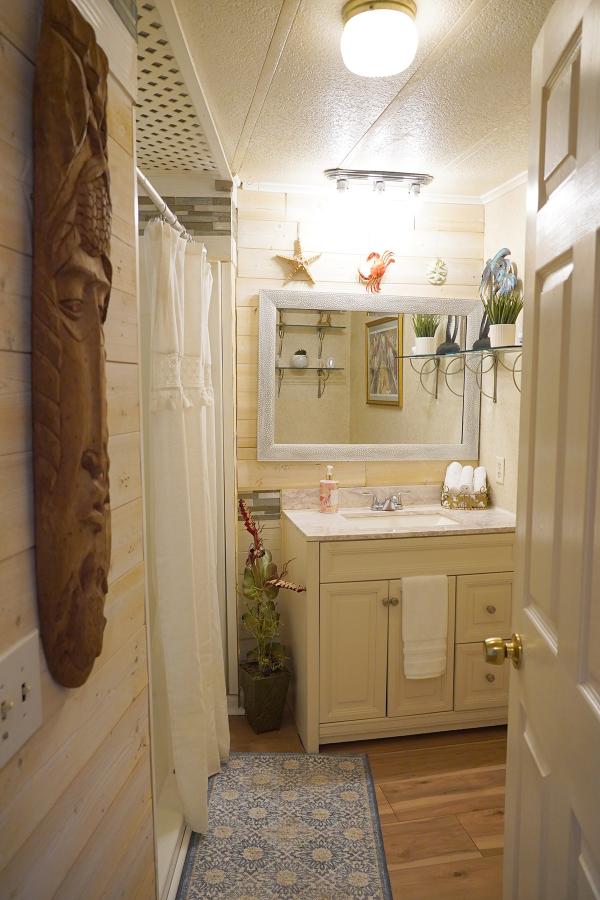 1976 Manufactured Home