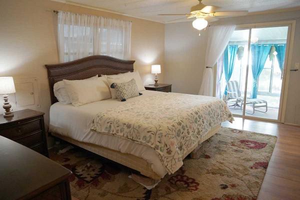 1976 Manufactured Home