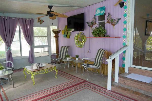 1976 Manufactured Home
