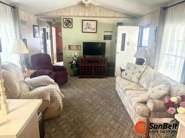 1982 HOME Mobile Home