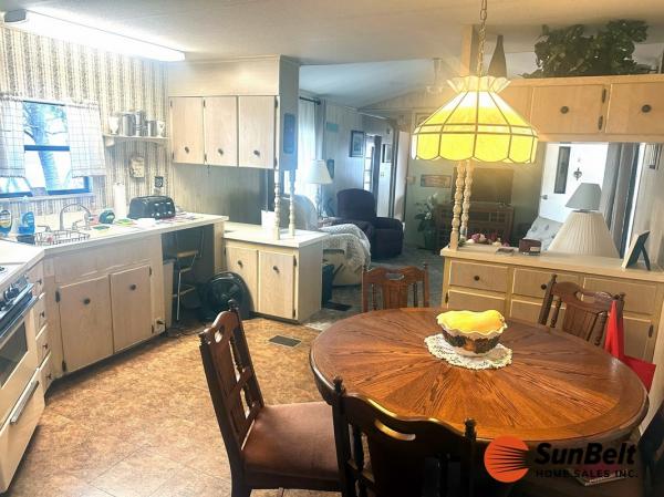 1982 HOME Mobile Home